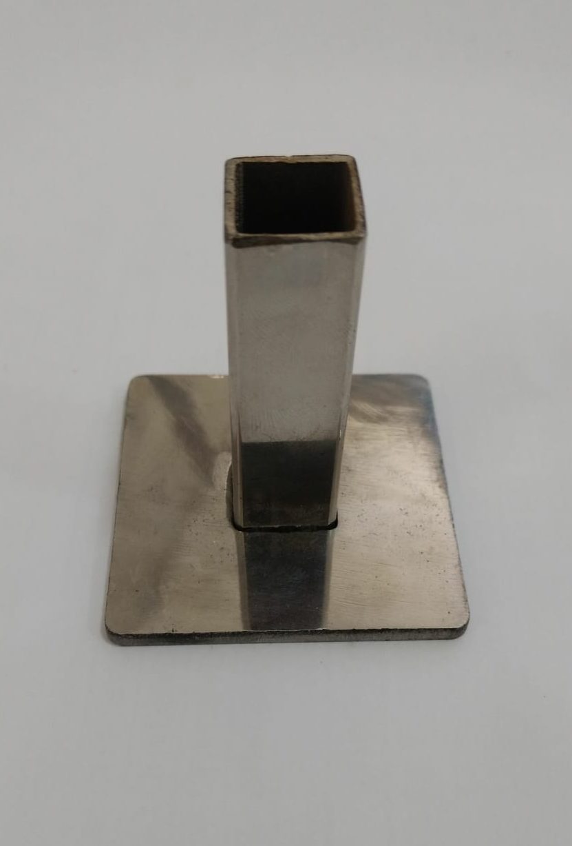 Tampa Pescoço Quadrada 50x50